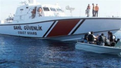 S­a­h­i­l­ ­G­ü­v­e­n­l­i­k­­t­e­n­ ­E­g­e­ ­D­e­n­i­z­i­­n­d­e­ ­g­ö­ç­m­e­n­ ­k­u­r­t­a­r­m­a­ ­o­p­e­r­a­s­y­o­n­u­